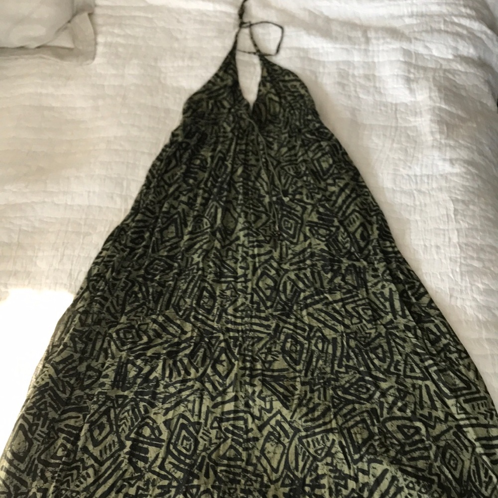 Billabong maxi halter dress M fully lined‼️